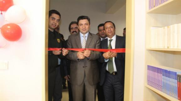 Şehit Mehmet Kocabay Ortaokulunda kütüphane açıldı.