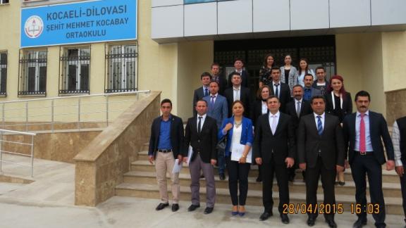 Dilovası Kaymakamı Hulusi ŞAHİN ve İlçe Milli Eğitim Müdürü Murat BALAY Şehit Mehmet Kocabay Ortaokulunu ziyaret ettiler.