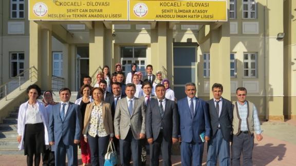 Dilovası Kaymakamı Hulusi ŞAHİN ve İlçe Milli Eğitim Müdürü Murat BALAY Şehit İlimdar Atasoy Anadolu İmam Hatip Lisesini ziyaret ettiler.