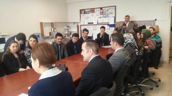 Dilovası Kaymakamı Hulusi Şahin ve İlçe Milli Eğitim Müdürü Murat Balay Şehit Mehmet Kocabay Ortaokulunu ziyaret etti.